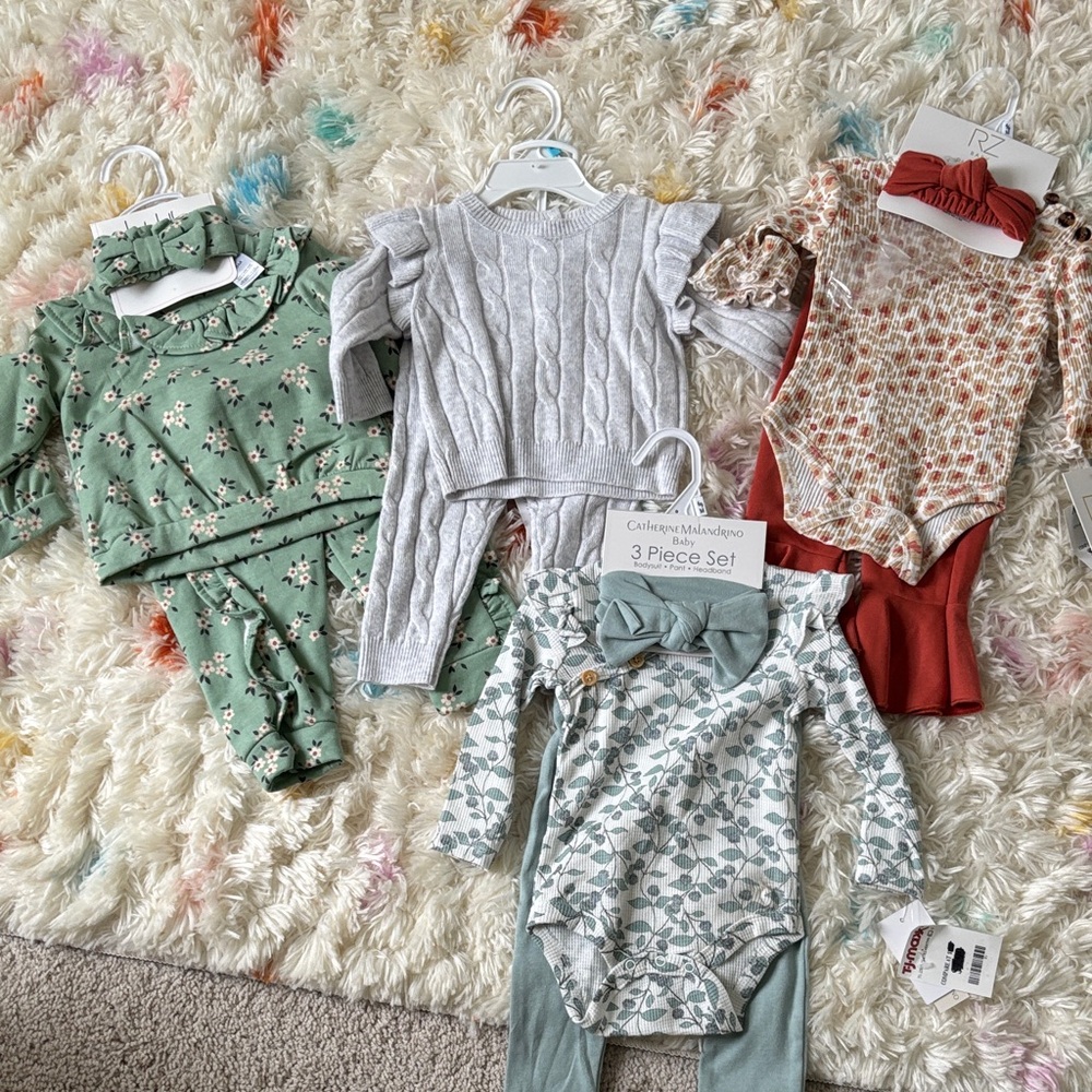 Baby clothing bundle